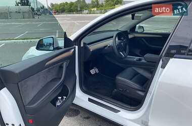 Внедорожник / Кроссовер Tesla Model Y 2022 в 