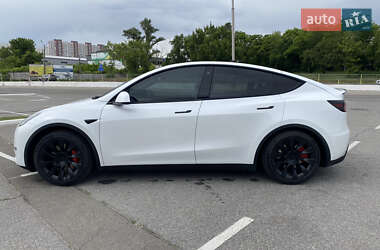 Внедорожник / Кроссовер Tesla Model Y 2022 в 