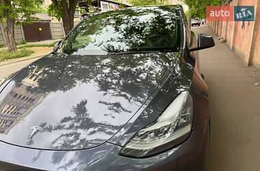 Позашляховик / Кросовер Tesla Model Y 2021 в 