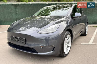 Внедорожник / Кроссовер Tesla Model Y 2021 в 
