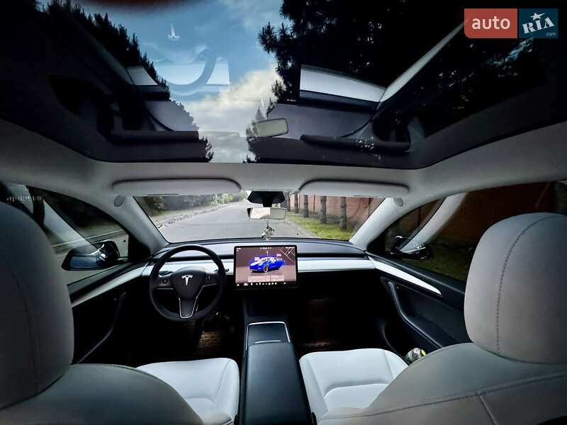 Внедорожник / Кроссовер Tesla Model Y 2023 в Днепре