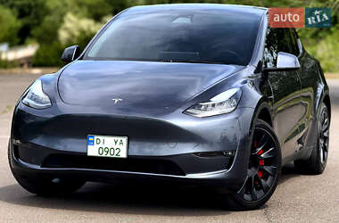 Позашляховик / Кросовер Tesla Model Y 2021 в Кривому Розі