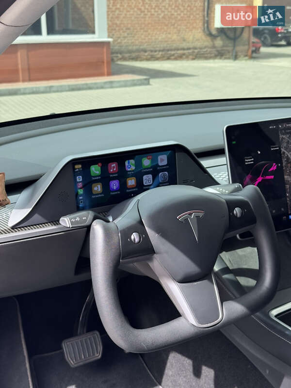 Позашляховик / Кросовер Tesla Model Y 2021 в Сумах