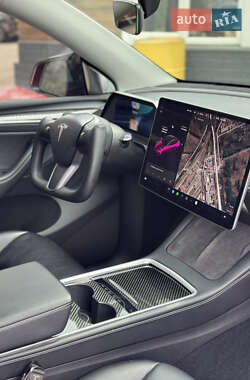 Позашляховик / Кросовер Tesla Model Y 2021 в 