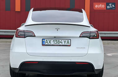 Внедорожник / Кроссовер Tesla Model Y 2022 в 
