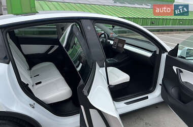 Внедорожник / Кроссовер Tesla Model Y 2022 в 