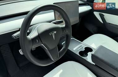 Внедорожник / Кроссовер Tesla Model Y 2021 в 