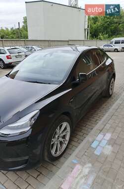 Внедорожник / Кроссовер Tesla Model Y 2021 в 