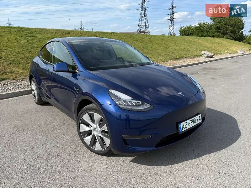 Внедорожник / Кроссовер Tesla Model Y 2023 в 