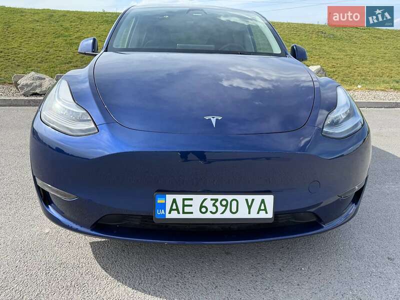Внедорожник / Кроссовер Tesla Model Y 2023 в Днепре
