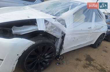 Внедорожник / Кроссовер Tesla Model Y 2022 в 