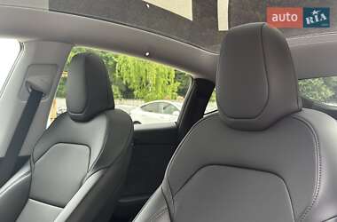 Внедорожник / Кроссовер Tesla Model Y 2025 в 