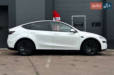 Внедорожник / Кроссовер Tesla Model Y 2025 в 