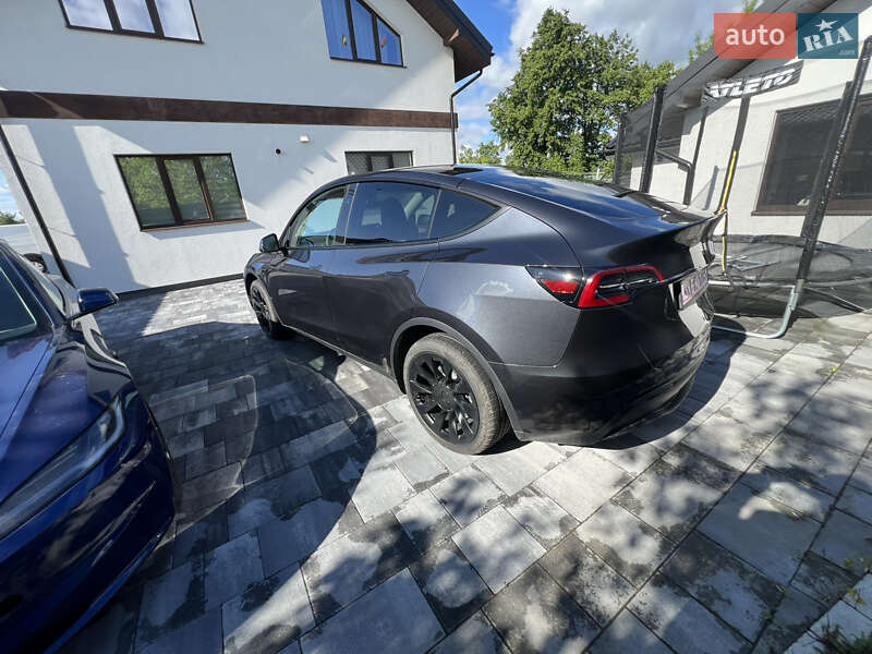 Внедорожник / Кроссовер Tesla Model Y 2024 в Староконстантинове