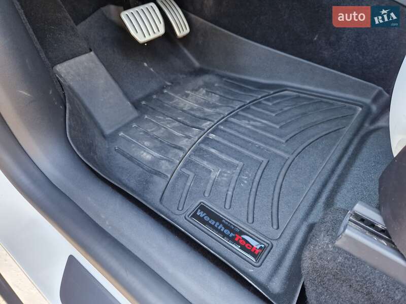 Внедорожник / Кроссовер Tesla Model Y 2022 в Днепре фото 16 Внедорожник / Кроссовер Tesla Model Y 2022 в Днепре