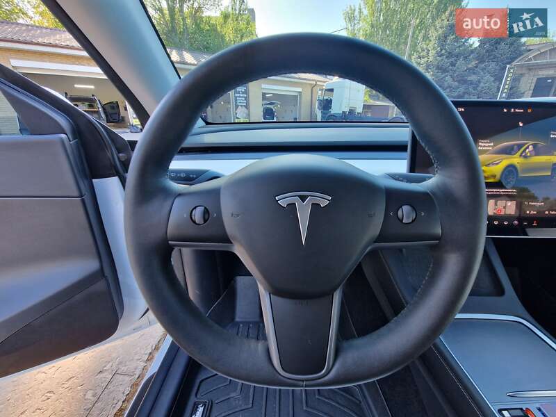 Внедорожник / Кроссовер Tesla Model Y 2022 в Днепре фото 23 Внедорожник / Кроссовер Tesla Model Y 2022 в Днепре