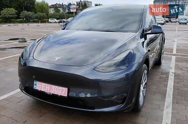 Внедорожник / Кроссовер Tesla Model Y 2024 в 