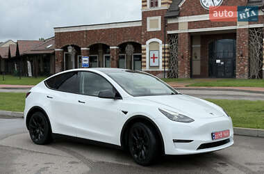 Внедорожник / Кроссовер Tesla Model Y 2023 в 