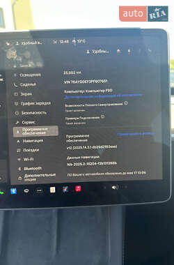 Внедорожник / Кроссовер Tesla Model Y 2023 в 