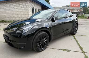 Внедорожник / Кроссовер Tesla Model Y 2023 в 