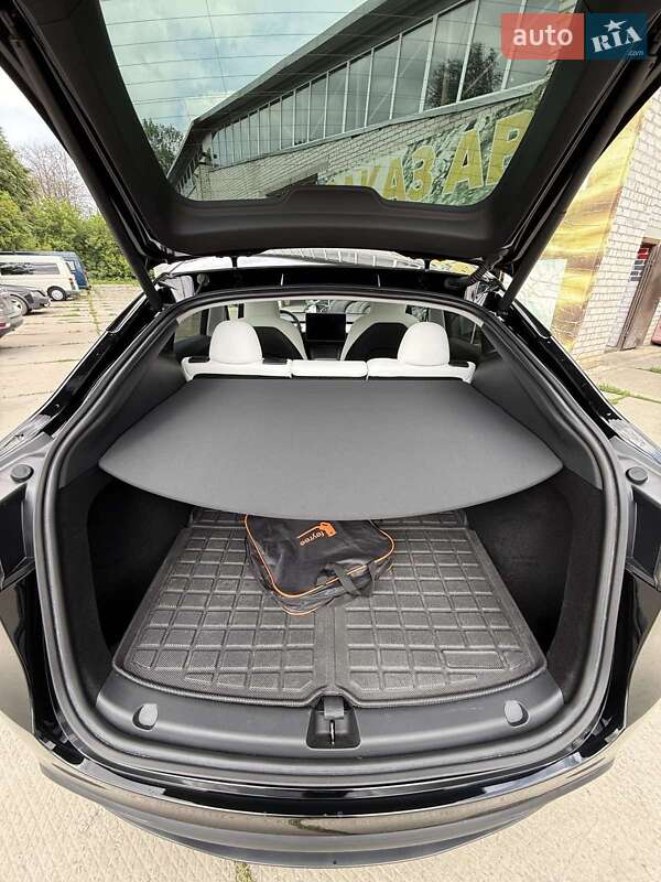 Внедорожник / Кроссовер Tesla Model Y 2023 в Киеве фото 7 Внедорожник / Кроссовер Tesla Model Y 2023 в Киеве