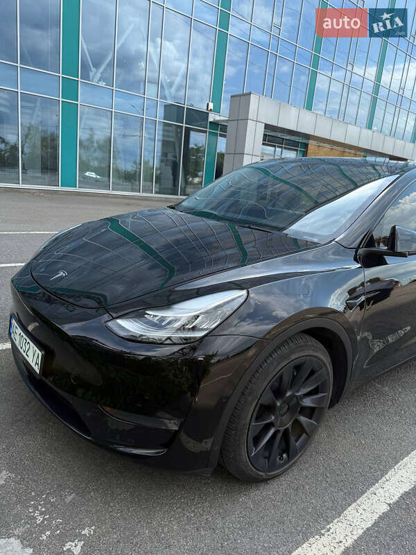 Внедорожник / Кроссовер Tesla Model Y 2021 в Днепре