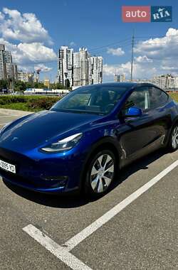 Внедорожник / Кроссовер Tesla Model Y 2024 в 