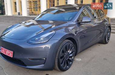 Внедорожник / Кроссовер Tesla Model Y 2021 в 