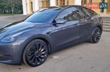 Внедорожник / Кроссовер Tesla Model Y 2021 в 