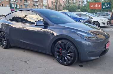 Внедорожник / Кроссовер Tesla Model Y 2021 в 