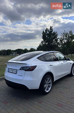 Внедорожник / Кроссовер Tesla Model Y 2023 в 
