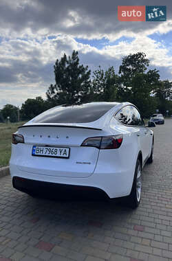 Внедорожник / Кроссовер Tesla Model Y 2023 в 