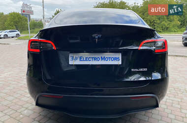 Внедорожник / Кроссовер Tesla Model Y 2021 в 