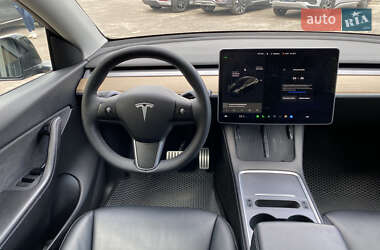 Внедорожник / Кроссовер Tesla Model Y 2021 в 