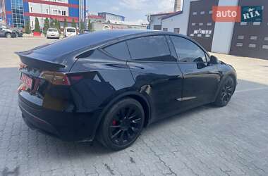 Позашляховик / Кросовер Tesla Model Y 2022 в 