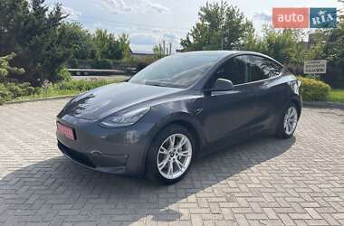 Внедорожник / Кроссовер Tesla Model Y 2021 в 