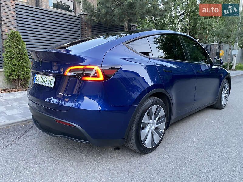 Позашляховик / Кросовер Tesla Model Y 2022 в Києві