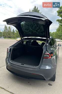Внедорожник / Кроссовер Tesla Model Y 2022 в 