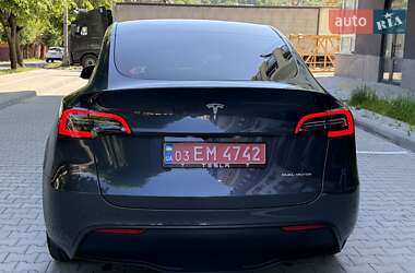 Внедорожник / Кроссовер Tesla Model Y 2023 в 