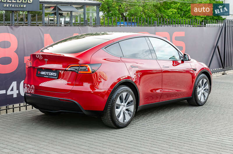 Внедорожник / Кроссовер Tesla Model Y 2021 в Киеве