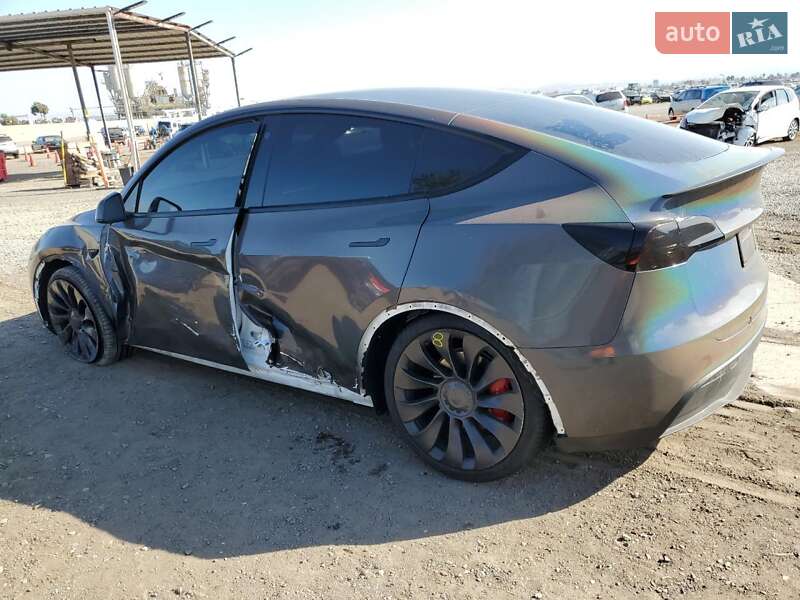 Позашляховик / Кросовер Tesla Model Y 2022 в Києві