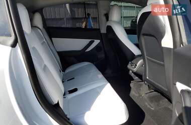 Внедорожник / Кроссовер Tesla Model Y 2022 в 
