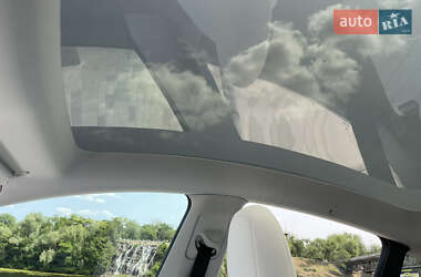 Внедорожник / Кроссовер Tesla Model Y 2023 в 