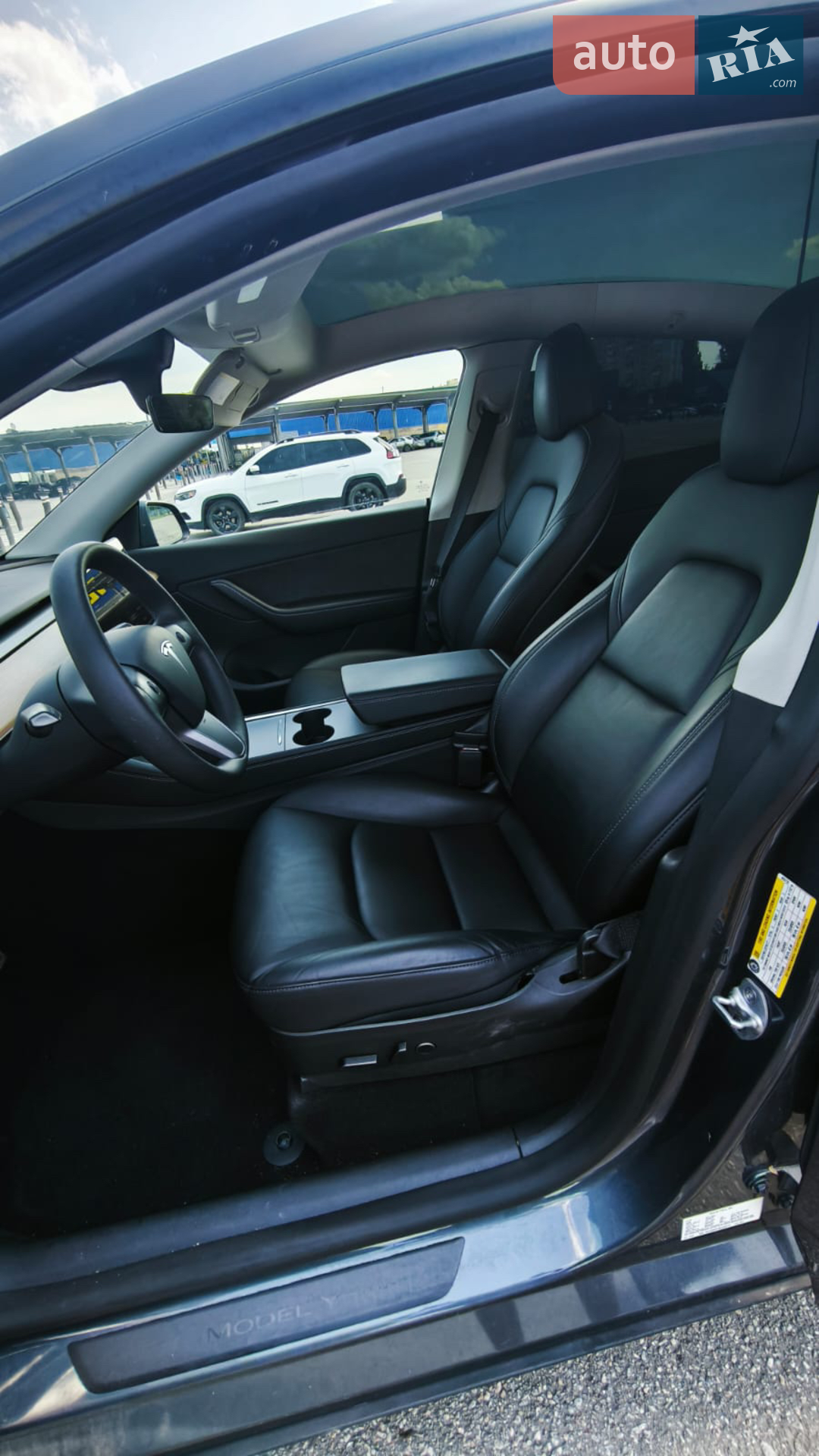 2022 Tesla Model Y - мініатюра 6
