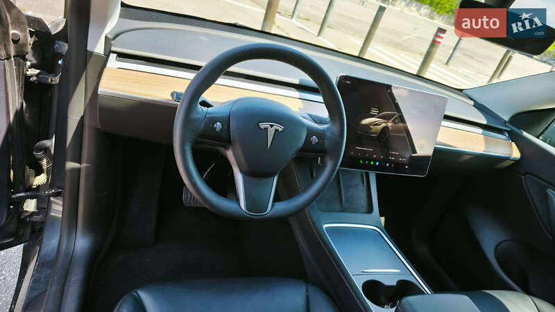 Внедорожник / Кроссовер Tesla Model Y 2022 в Харькове