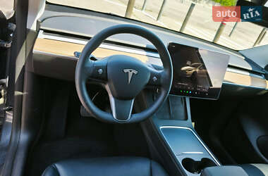 Позашляховик / Кросовер Tesla Model Y 2022 в 