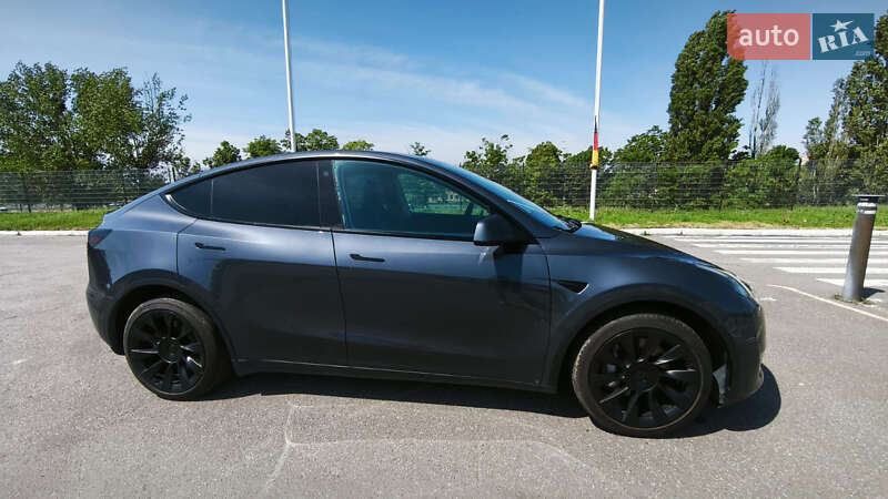 Внедорожник / Кроссовер Tesla Model Y 2022 в Харькове