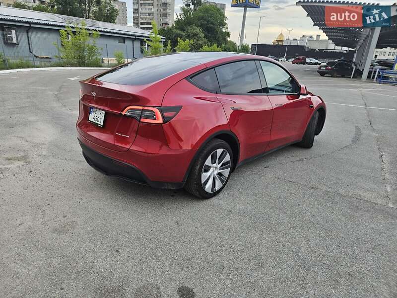 Внедорожник / Кроссовер Tesla Model Y 2023 в Львове