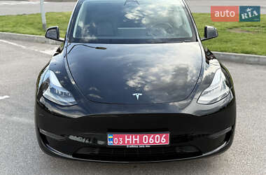 Позашляховик / Кросовер Tesla Model Y 2023 в 