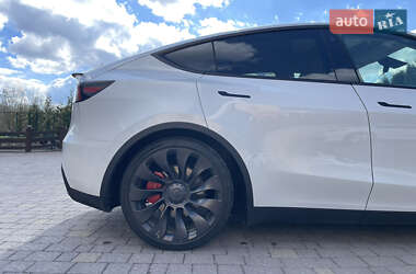 Внедорожник / Кроссовер Tesla Model Y 2023 в 